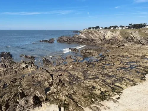 Falaises et rochers granitiques de la Côte Sauvage du Pouliguen